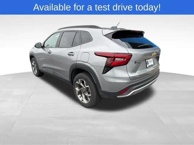 2025 Chevrolet Trax FWD LT