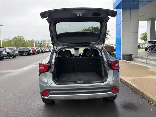 2025 Chevrolet Trax FWD LT