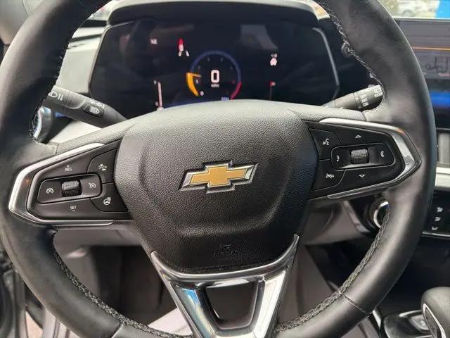 2025 Chevrolet Trax FWD LT