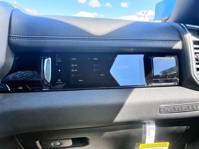 2026 Ram 1500 Laramie Crew Cab 4x4 5'7" Box