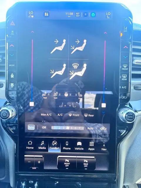 2026 Ram 1500 Laramie Crew Cab 4x4 5'7" Box