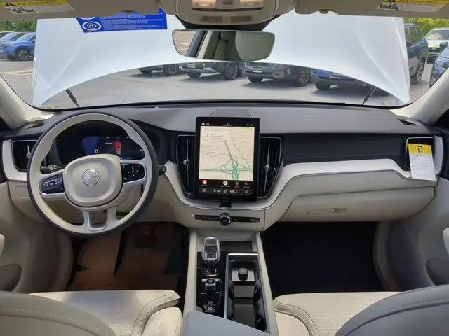 2026 Volvo XC60 Plug-In Hybrid Ultra, T8 AWD Electric/Gasoline, Dark