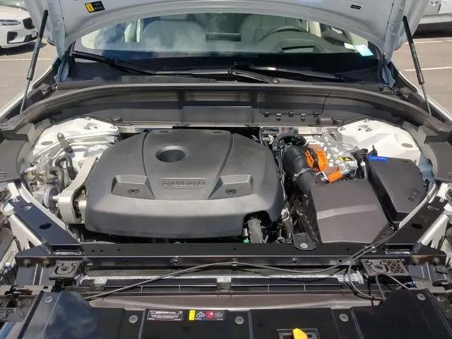 2026 Volvo XC60 Plug-In Hybrid Ultra, T8 AWD Electric/Gasoline, Dark