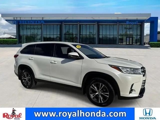 2019 Toyota Highlander LE for sale in Metairie, LA