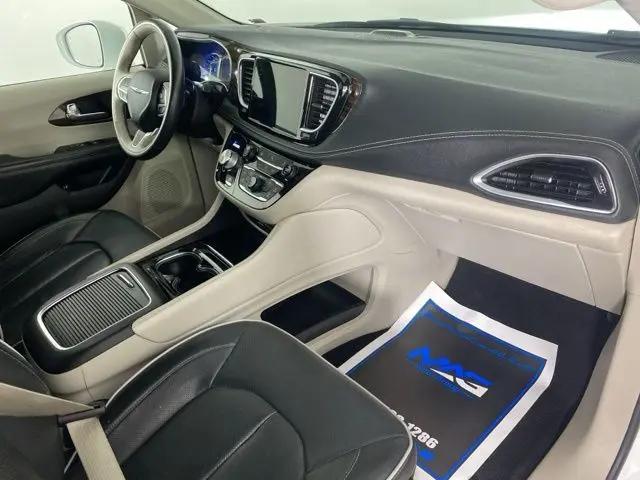 2021 Chrysler Pacifica Hybrid Limited