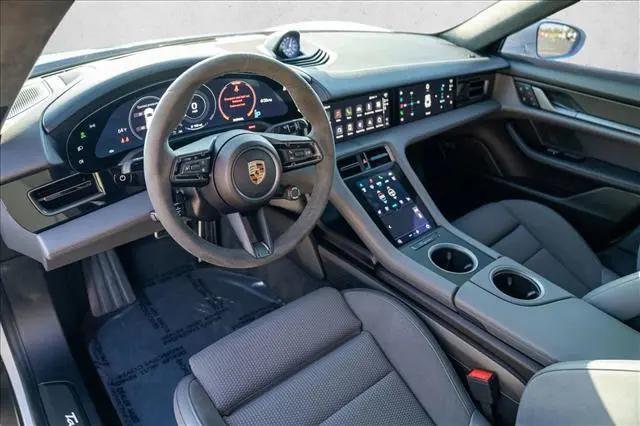 2024 Porsche Taycan Turbo S