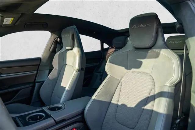 2024 Porsche Taycan Turbo S