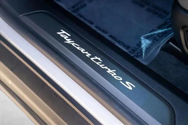 2024 Porsche Taycan Turbo S