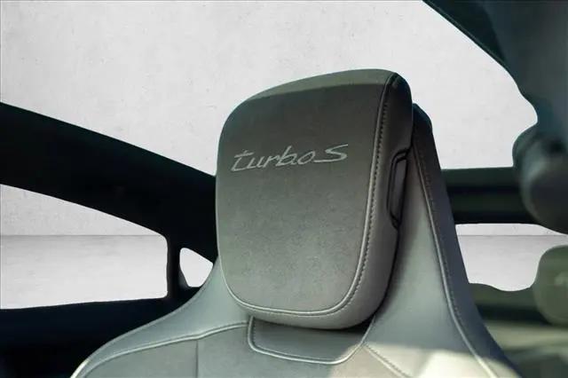 2024 Porsche Taycan Turbo S