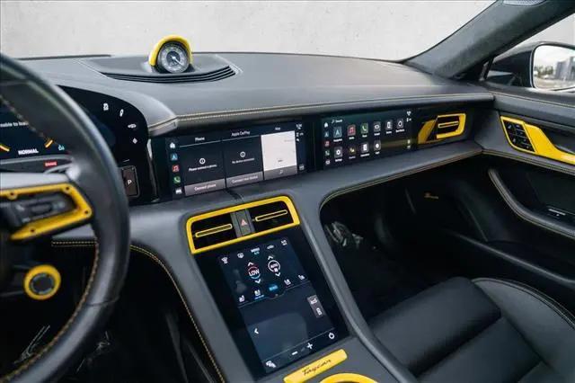 2021 Porsche Taycan Turbo S