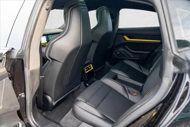 2021 Porsche Taycan Turbo S
