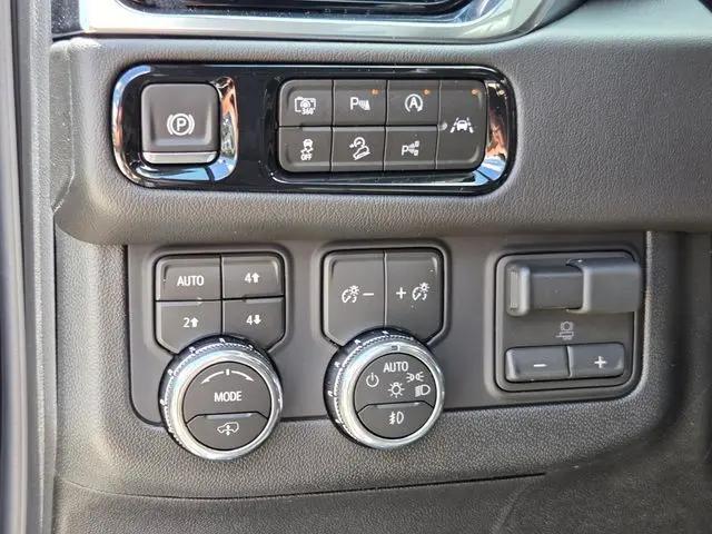2026 GMC Yukon XL 4WD Denali