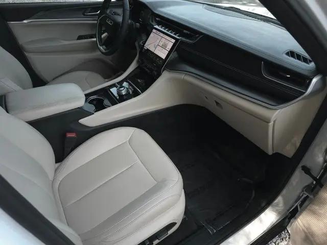 2024 Jeep Grand Cherokee L Limited 4x4