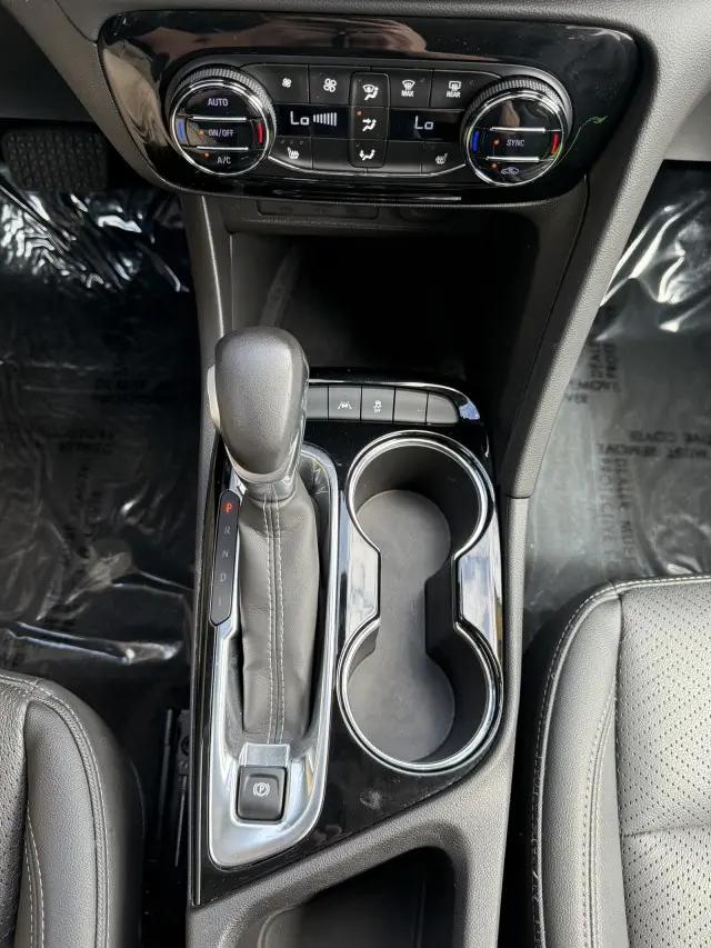 2022 Buick Encore GX FWD Essence