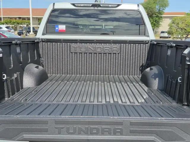 2026 Toyota Tundra Platinum CrewMax 5.5' Bed