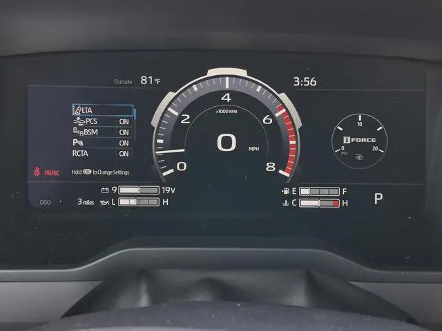 2026 Toyota Tundra Platinum CrewMax 5.5' Bed