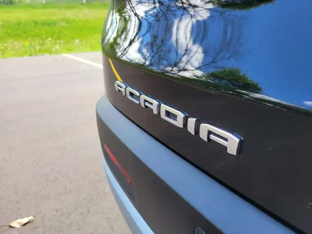 2023 GMC Acadia AWD SLE