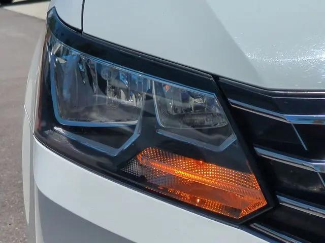 2017 Volkswagen Passat 1.8T S