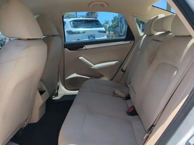 2017 Volkswagen Passat 1.8T S
