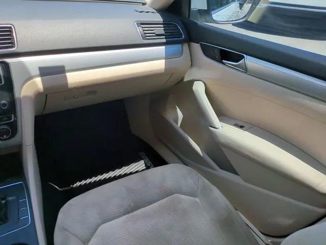 2017 Volkswagen Passat 1.8T S