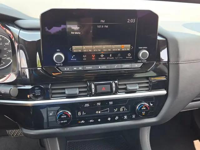 2025 Nissan Pathfinder SV FWD