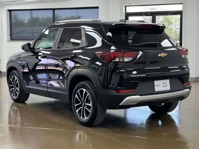 2025 Chevrolet TrailBlazer FWD LT
