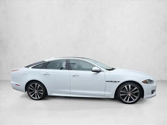 2019 Jaguar XJ R-Sport