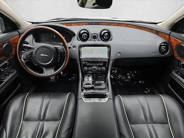 2019 Jaguar XJ R-Sport