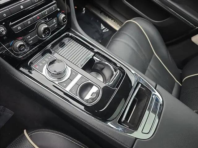 2019 Jaguar XJ R-Sport