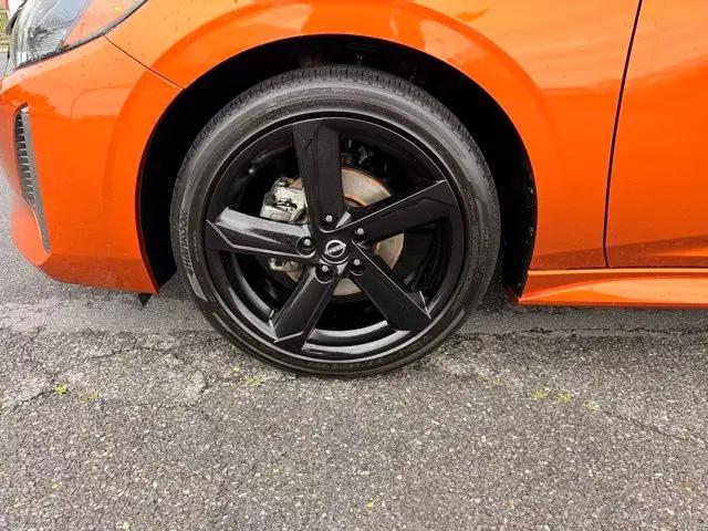 2024 Nissan Sentra SR Xtronic CVT