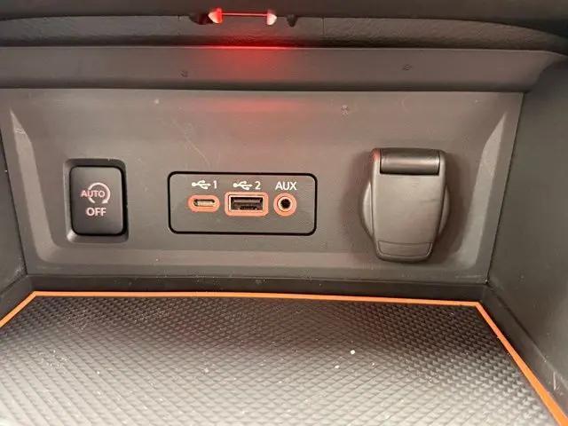 2024 Nissan Sentra SR Xtronic CVT