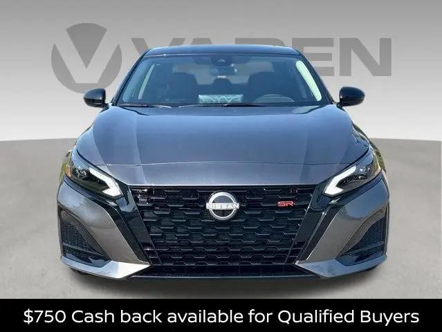 2026 Nissan Altima SR FWD