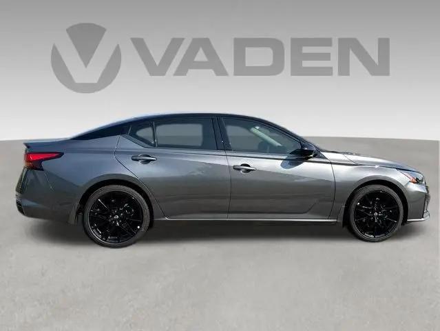 2026 Nissan Altima SR FWD