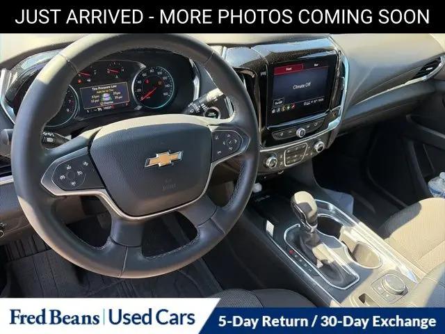 2023 Chevrolet Traverse AWD LT Cloth