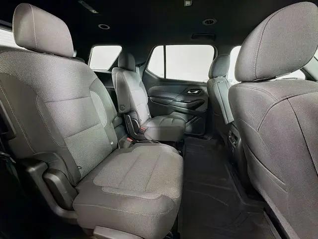 2023 Chevrolet Traverse AWD LT Cloth