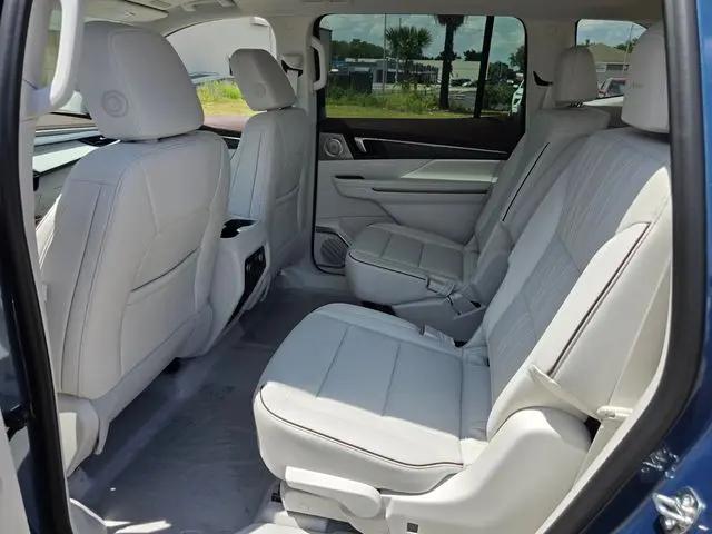 2026 Buick Enclave Avenir FWD