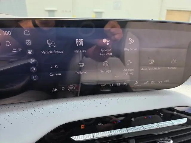 2026 Buick Enclave Avenir FWD