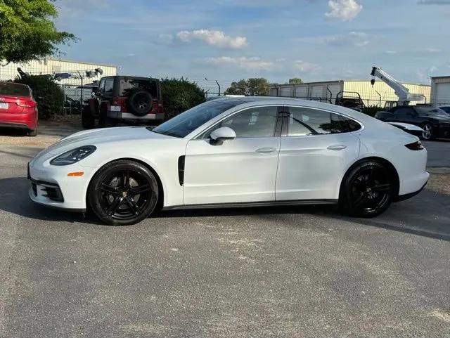 2018 Porsche Panamera Panamera