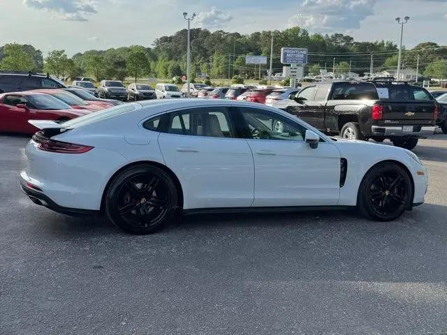 2018 Porsche Panamera Panamera