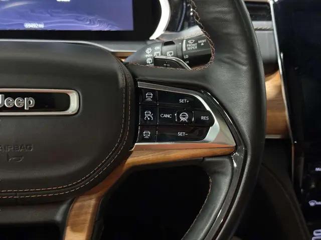 2022 Jeep Grand Cherokee L Summit Reserve 4x4