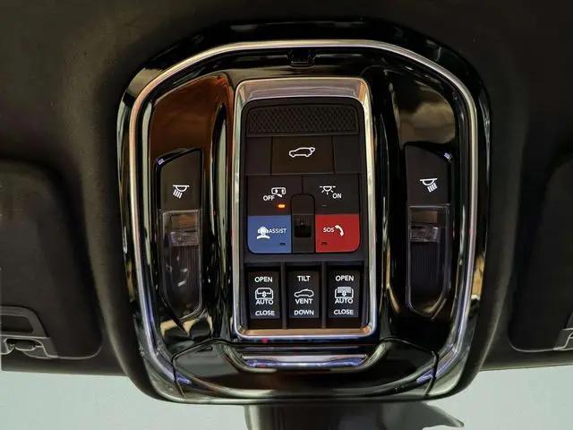 2022 Jeep Grand Cherokee L Summit Reserve 4x4
