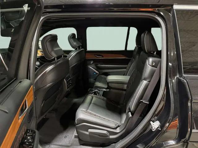 2022 Jeep Grand Cherokee L Summit Reserve 4x4