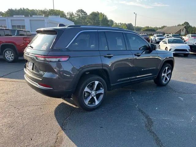 2023 Jeep Grand Cherokee Limited 4x2