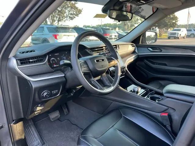 2023 Jeep Grand Cherokee Limited 4x2