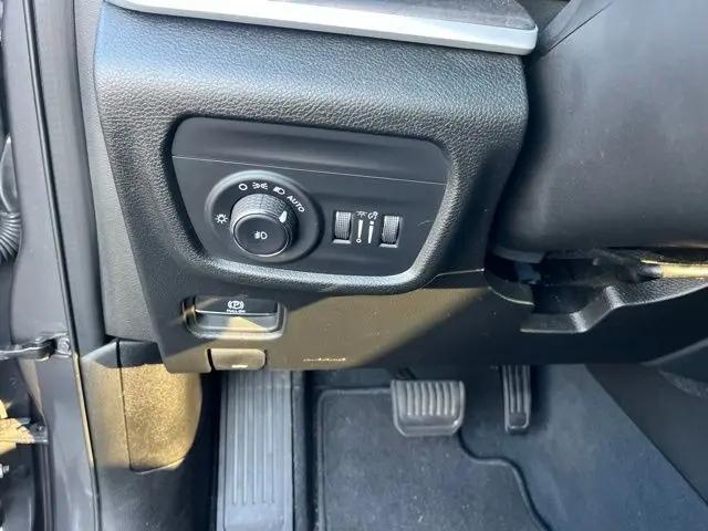2023 Jeep Grand Cherokee Limited 4x2