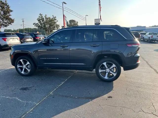 2023 Jeep Grand Cherokee Limited 4x2