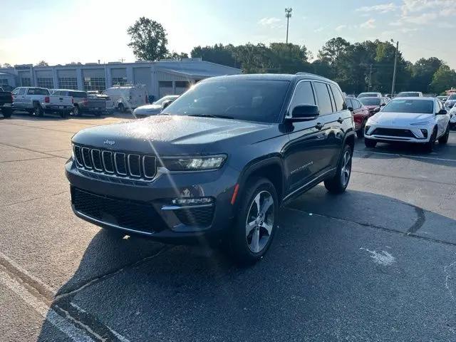 2023 Jeep Grand Cherokee Limited 4x2