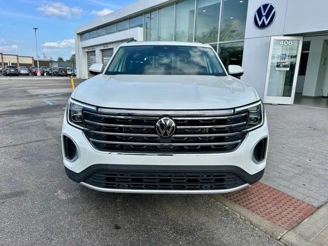 2026 Volkswagen Atlas SE with Technology