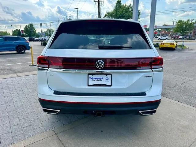 2026 Volkswagen Atlas SE with Technology