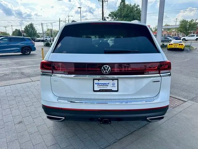 2026 Volkswagen Atlas SE with Technology